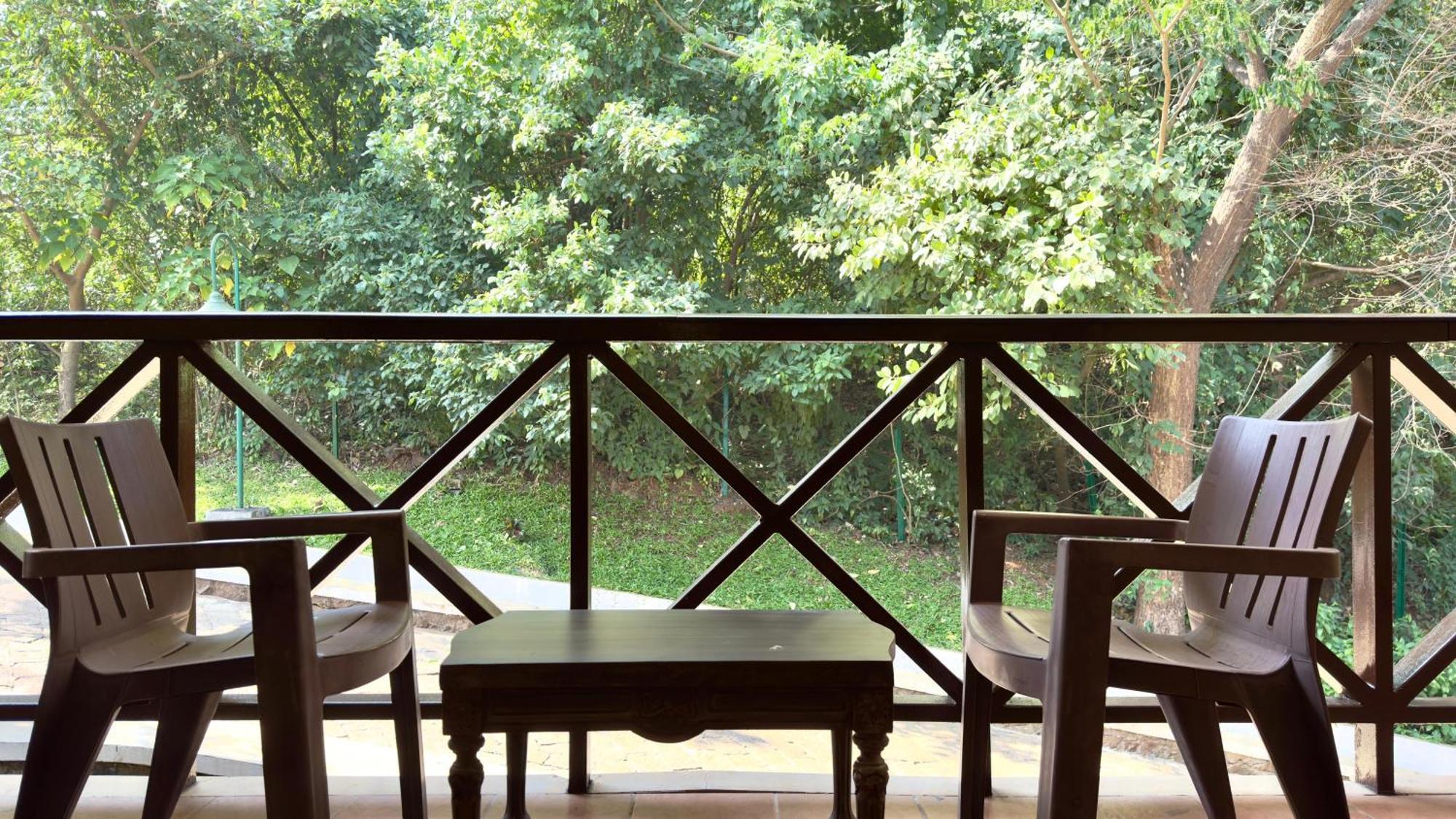 Upper Deck Resort - Stay And Relax At The Highest Peak ロナバラ エクステリア 写真