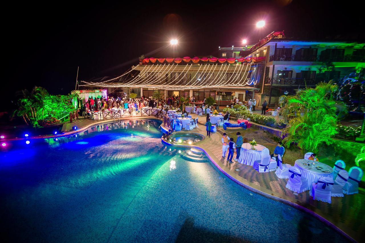 Upper Deck Resort - Stay And Relax At The Highest Peak ロナバラ エクステリア 写真