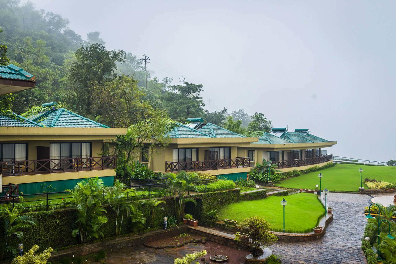 Upper Deck Resort - Stay And Relax At The Highest Peak ロナバラ エクステリア 写真
